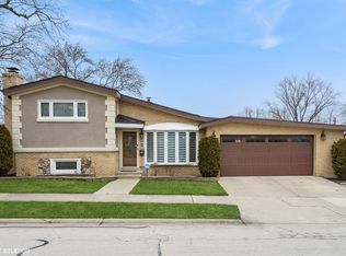 607 N Craig Pl, Addison, IL 60101