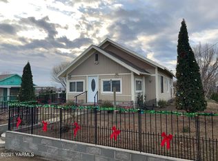 1007 Thornton Rd, Sunnyside, WA 98944