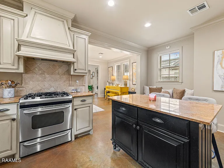 413 Harbor Rd — Photo 15