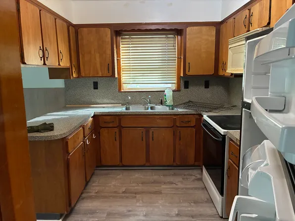 2581 Pelham Bay Park W Floor 2, Bronx, NY 10475