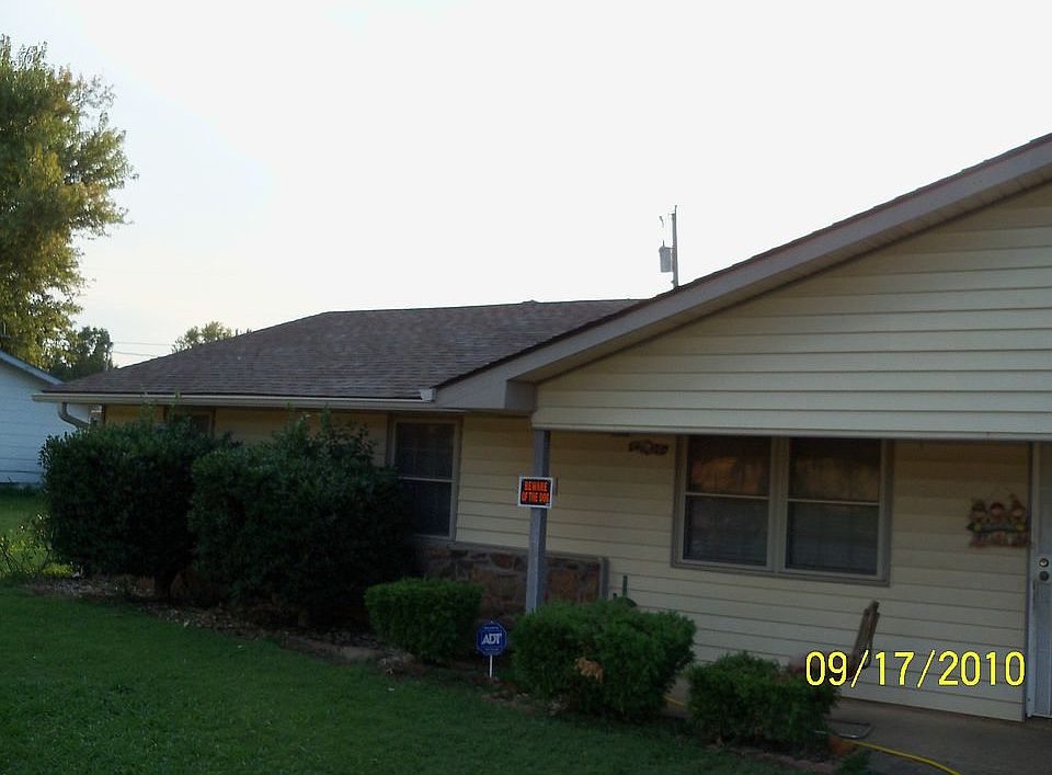 1st image of 1004 Henegar Dr
