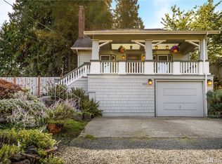 1011 NE 103rd St, Seattle, WA 98125