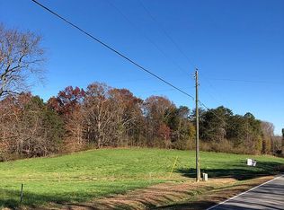 1725 Skitts Mountain Rd, Cleveland, GA 30528