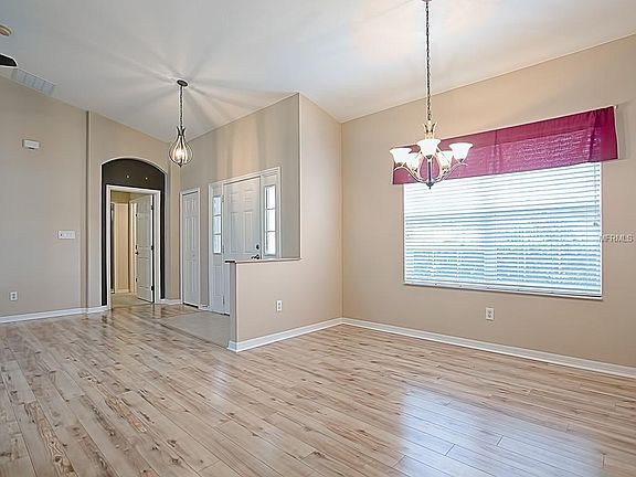 5th image of 3821 Arbordale Ct