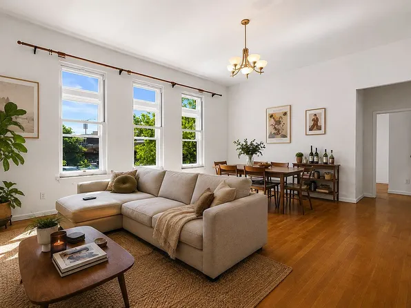 43 Herbert St APT 2C, Brooklyn, NY 11222