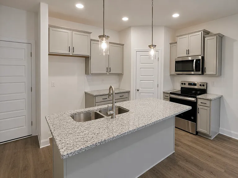 4405 Dominion Crest Dr — Photo 2