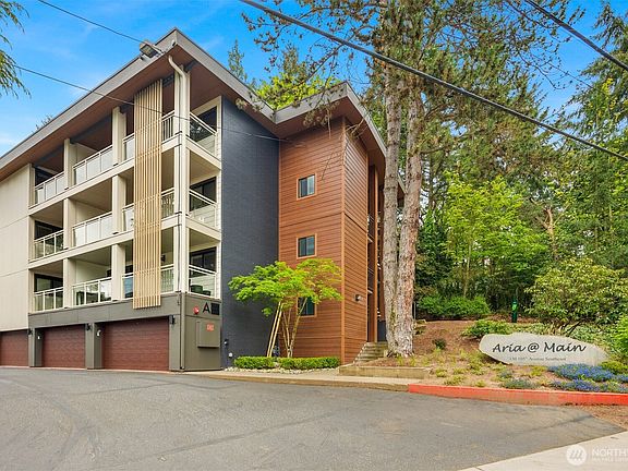 3rd image of 130 105th Avenue SE #A-305