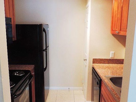 3rd image of 3015 W Santiago St APT 2