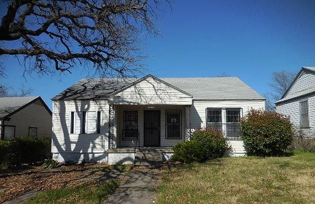 1st image of 3833 Millet Ave