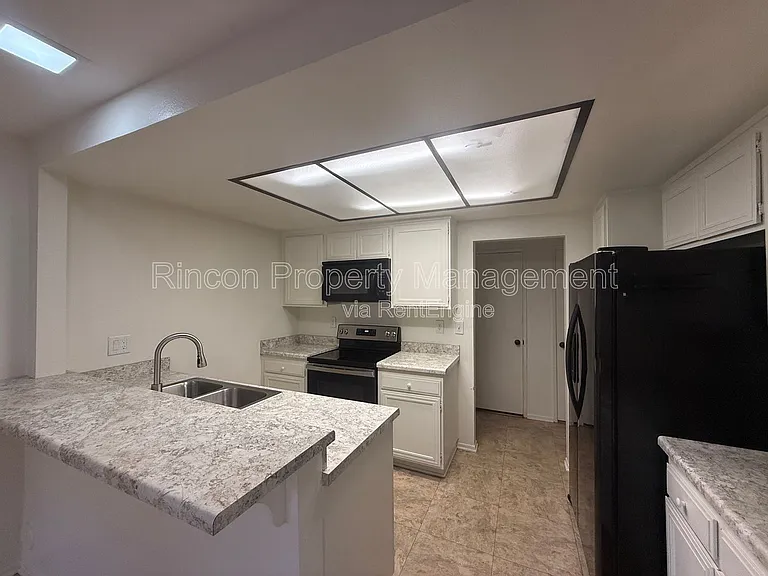 361 Jalisco Ct — Photo 2