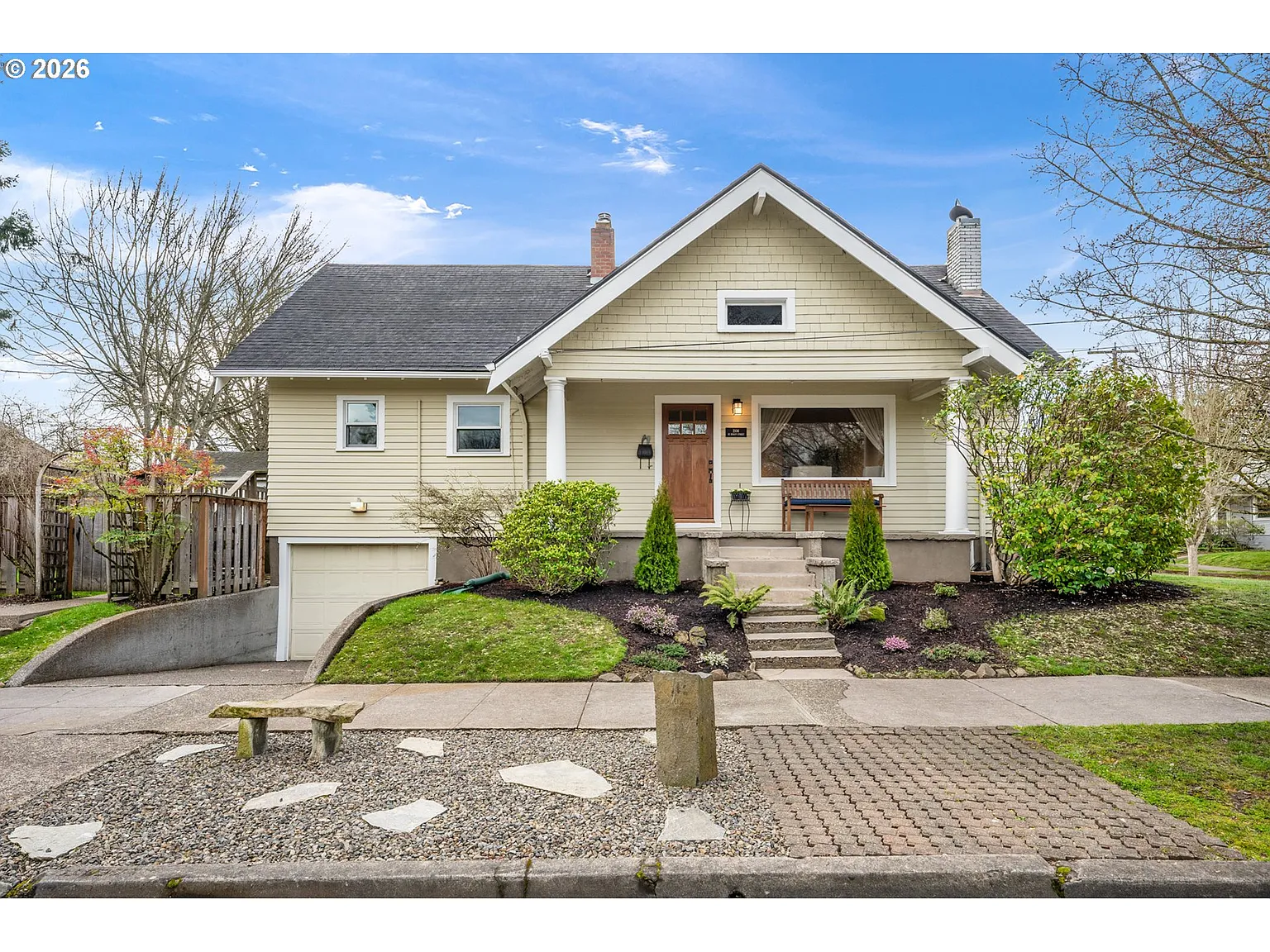 2106 SE Knapp St photo 1