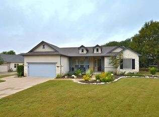 204 Rodeo Dr, Georgetown, TX 78633