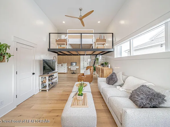 181 Stone Fly Ln, Swan Valley, ID 83449