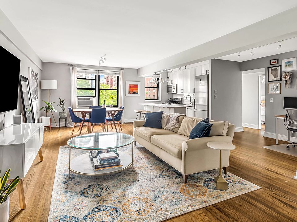 1st image of 60 9th St APT 516
