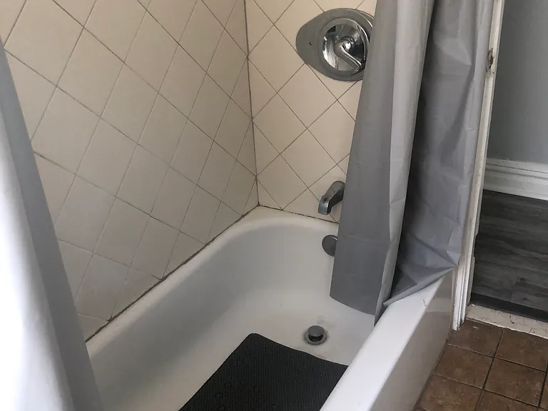 39 Schuyler Ter #2A — Photo 14