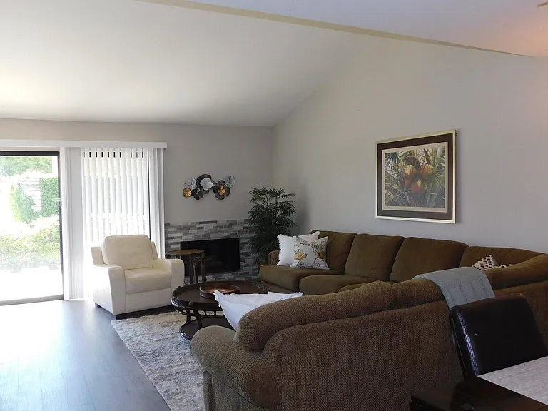 72830 Fleetwood Cir — Photo 5