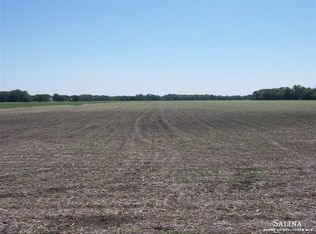 295 E 3rd St, Beverly, KS 67423