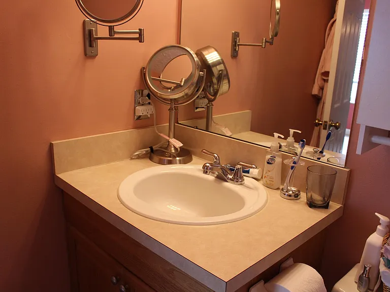 967 Philadelphia Dr — Photo 13