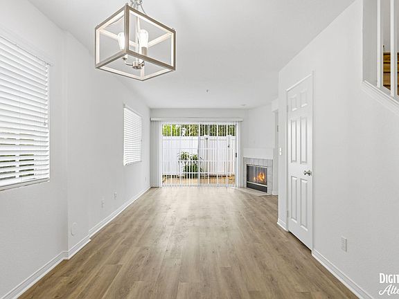 5th image of 4692 Carpinteria Ave APT 26