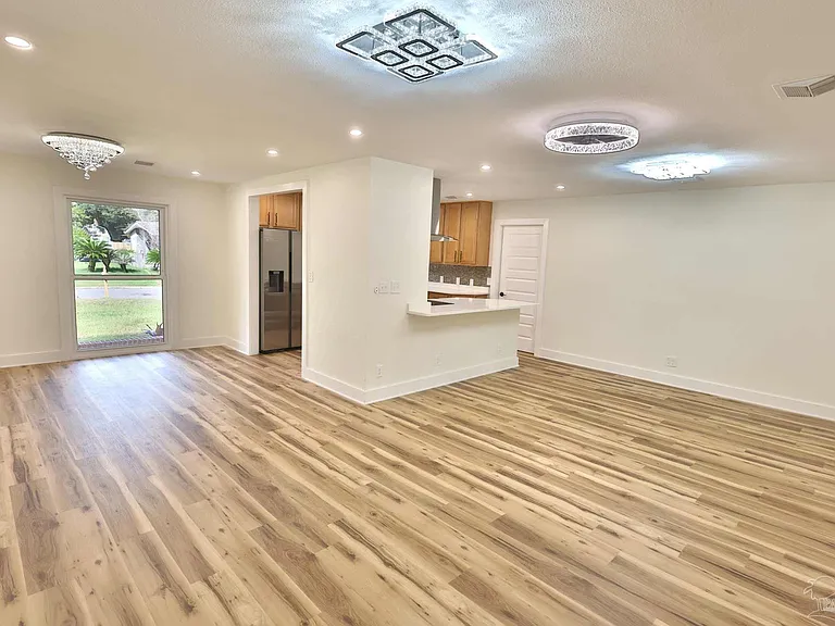 3795 Summer Dr — Photo 14
