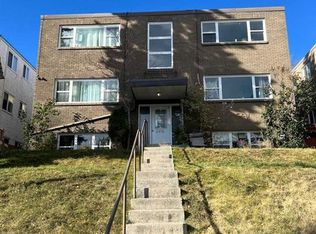 2315 E 17a St SW #3, Calgary, AB T2T 4S3
