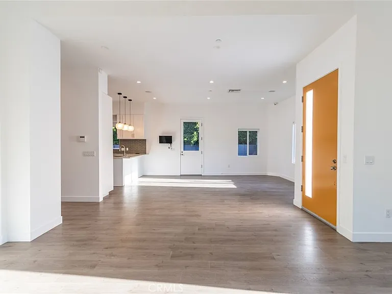 1480 S Durango Ave — Photo 13
