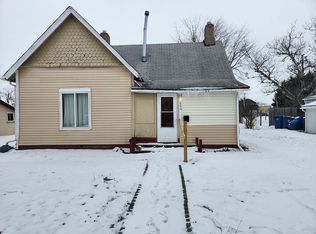 860 E Young Ave, Hoopeston, IL 60942