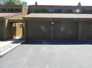 1922 Bridgeview Trl, South Bend, IN 46637