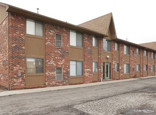 23210 Middlebelt Rd #201, Farmington, MI 48336