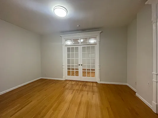 Rented by Oxford Property Group | media 19