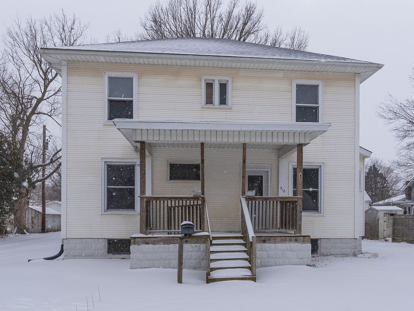 210 E Cemetery Ave, Chenoa, IL 61726 Zillow