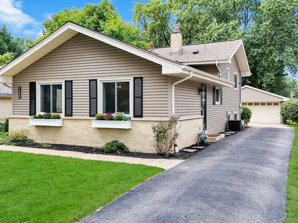 130 S Milton Ave, Glen Ellyn, IL 60137