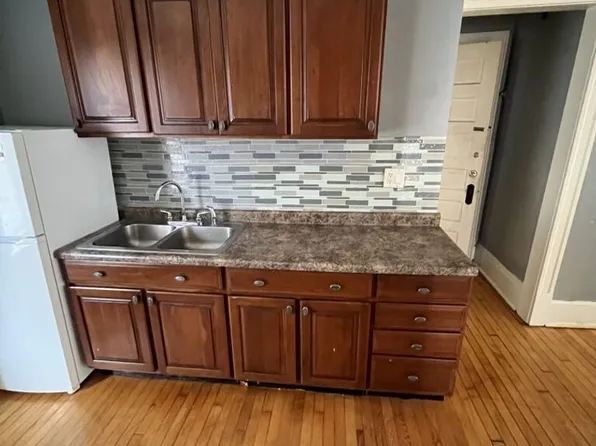 1659 N Arlington Pl #2, Milwaukee, WI 53202