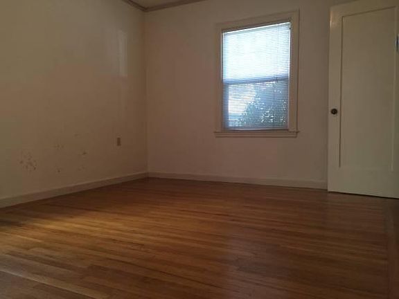 5th image of 470 Pepper Ave