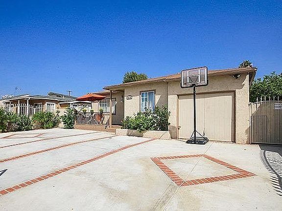 5th image of 7914 Agnes Ave