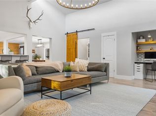 206 Hurst Creek Rd, Lakeway, TX 78734