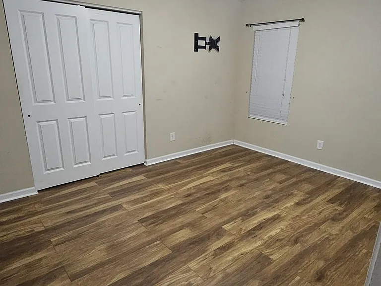 2304 Ferdinand Dr — Photo 20