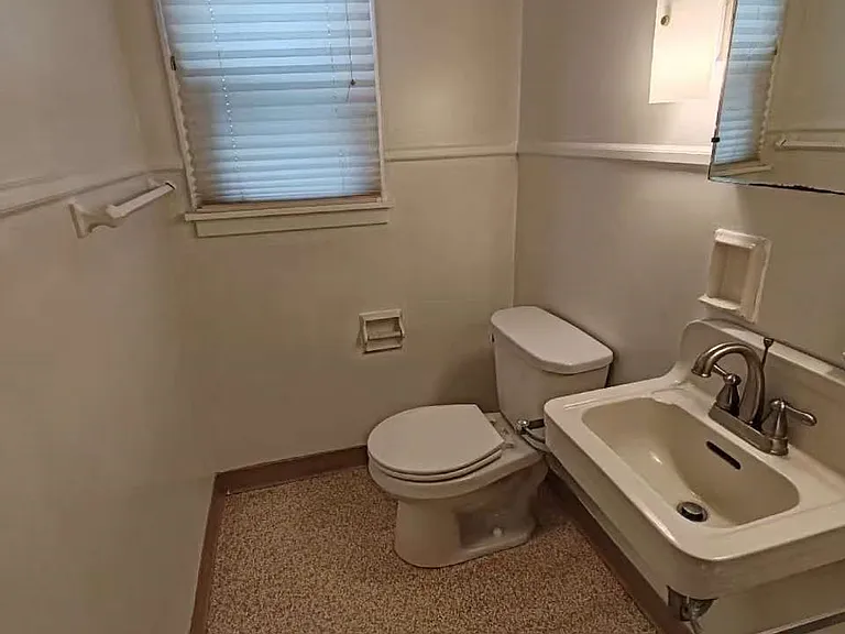 84 Matthews St — Photo 10