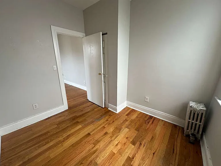 303 58th St #14A — Photo 6
