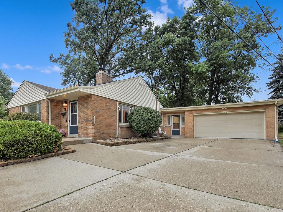 1st image of 8824 W Harrison AVENUE