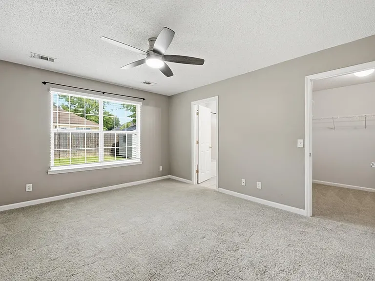 37 Dianne Mackenzie Way — Photo 11