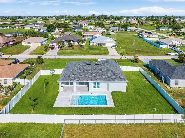 1715 NE 2nd Place Cpe, Cape Coral, FL 33909