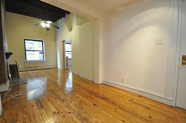 Rented by Keller Williams NYC | media 14
