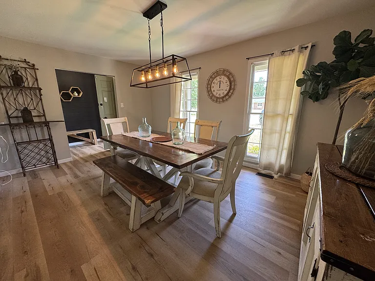 108 Ronny Ct — Photo 4