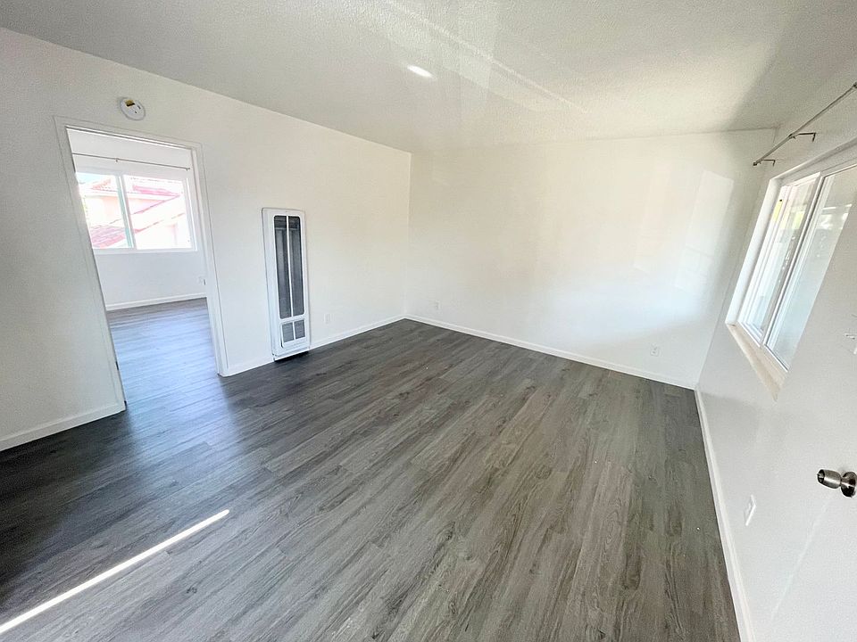 1st image of 114 N Orange Ave APT 7