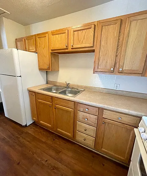 400 2nd Ave SW #2 — Photo 4
