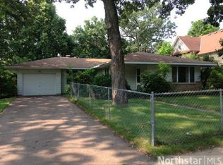 6567 Maple St, North Branch, MN 55056