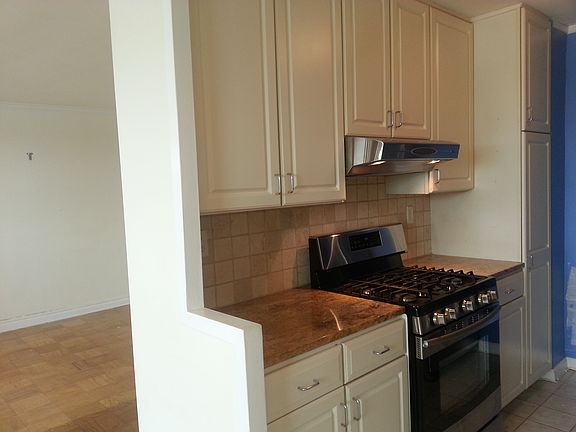 TOTALLY RENOVATED KITCHEN