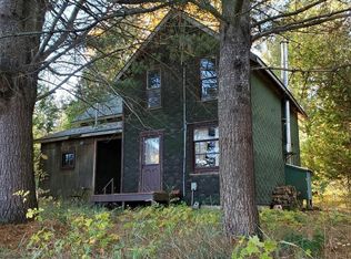 9695 Dow Rd, Cheboygan, MI 49721