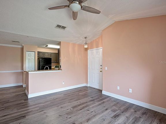 4th image of 1920 Summer Club Dr APT 314